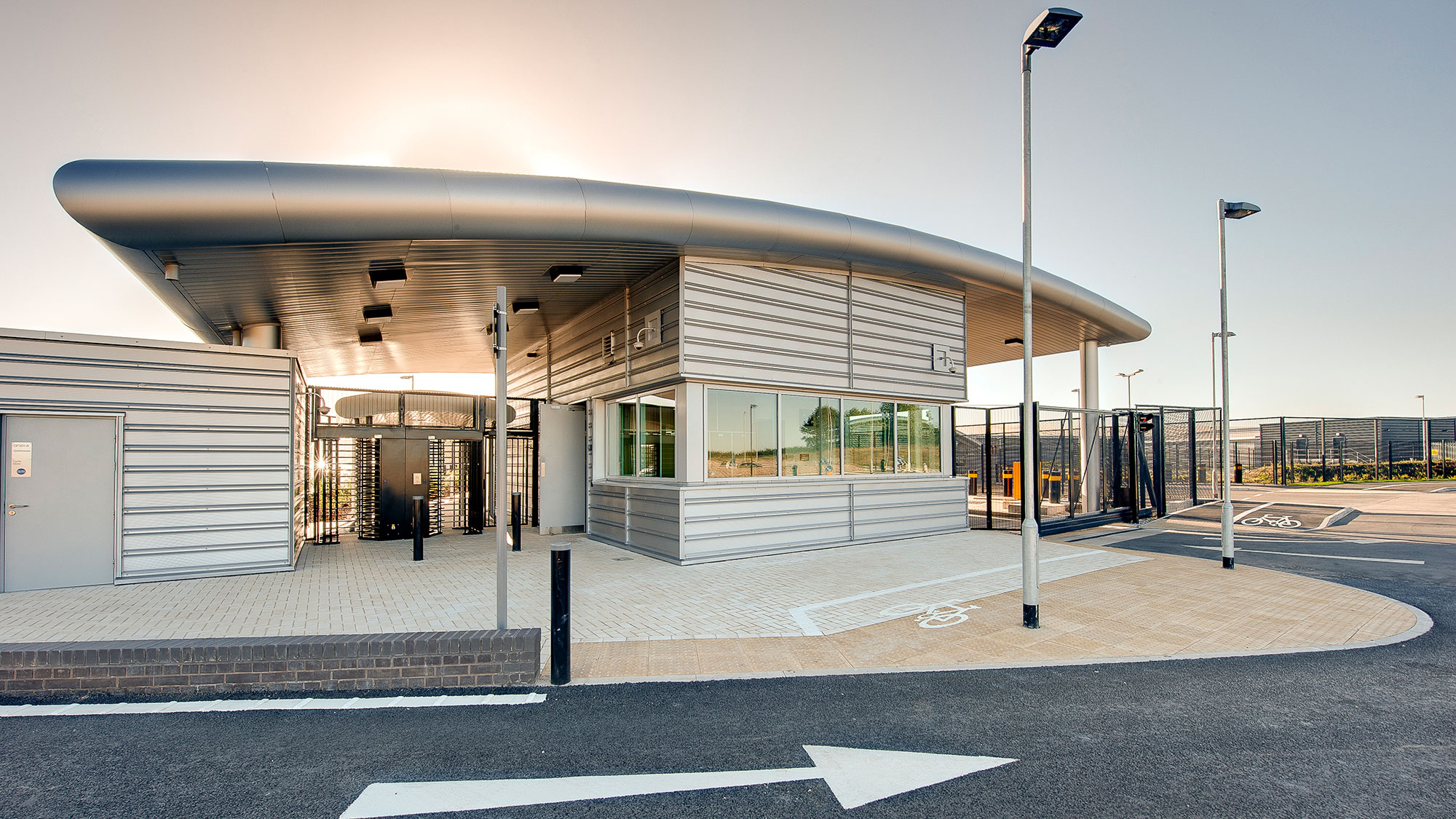 Sicherer Eingang zu einem Rechenzentrum in England mit SÄLZER Hochsicherheitssystemen